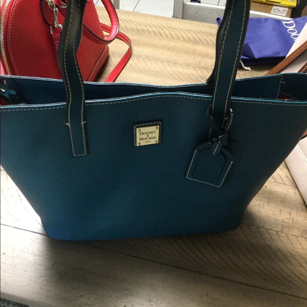 Dooney&Burke teal saffiano leather purse in UEC